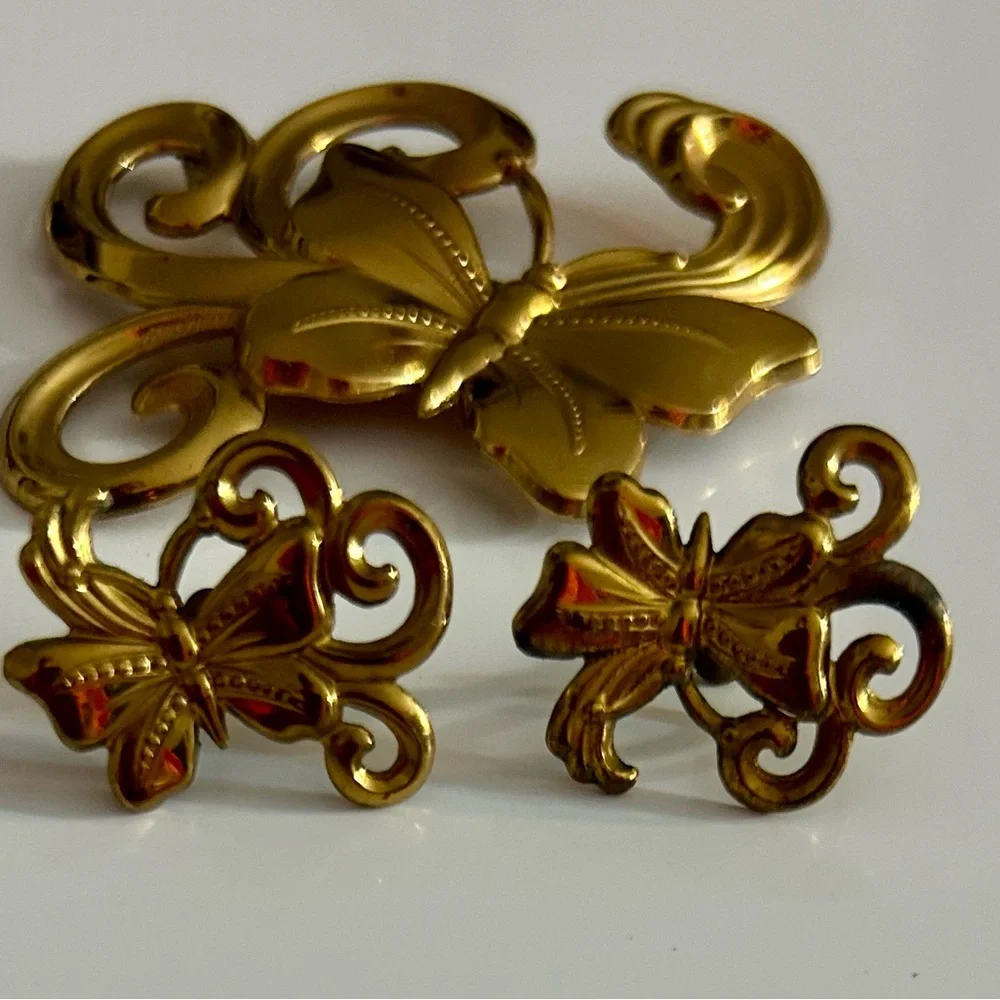 Gold Butterfly Brooch and Earring Set vintage - Picture 2 of 3